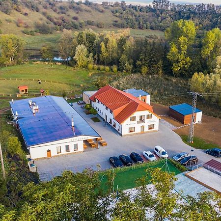 Hotel Na Zelenem Statku Rasovice  Exterior foto