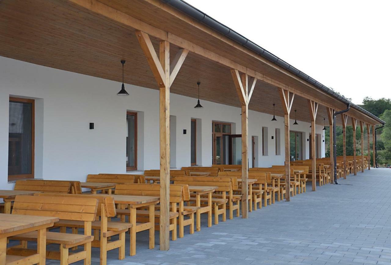 Hotel Na Zelenem Statku Rasovice  Exterior foto